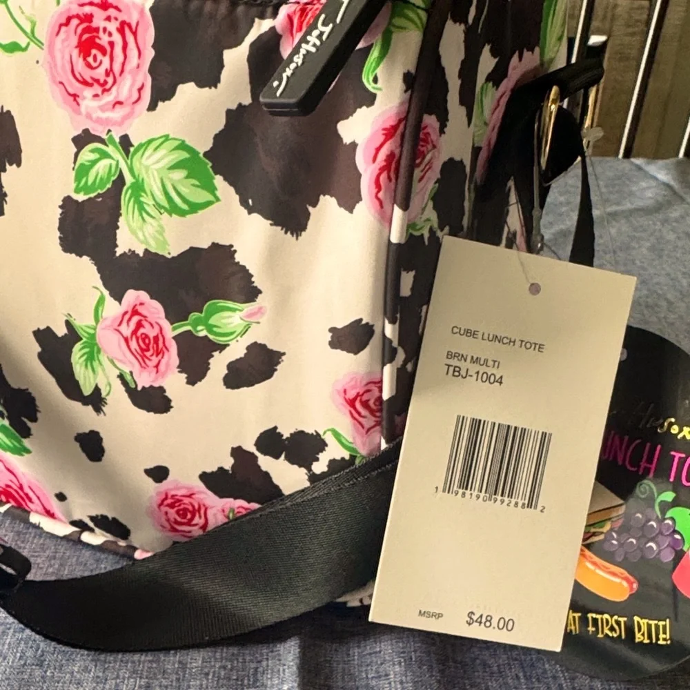 NWT Betsey Johnson Pink Floral Cow Print  Lunch Bag 8.5” X 7.5” X 6.5” - Picture 3 of 5